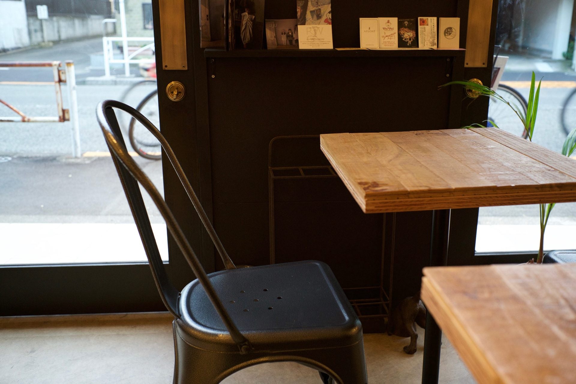 「ライカで撮るCafe」三軒茶屋 KOLM 。"Summilux 35mm f1.4 2nd"