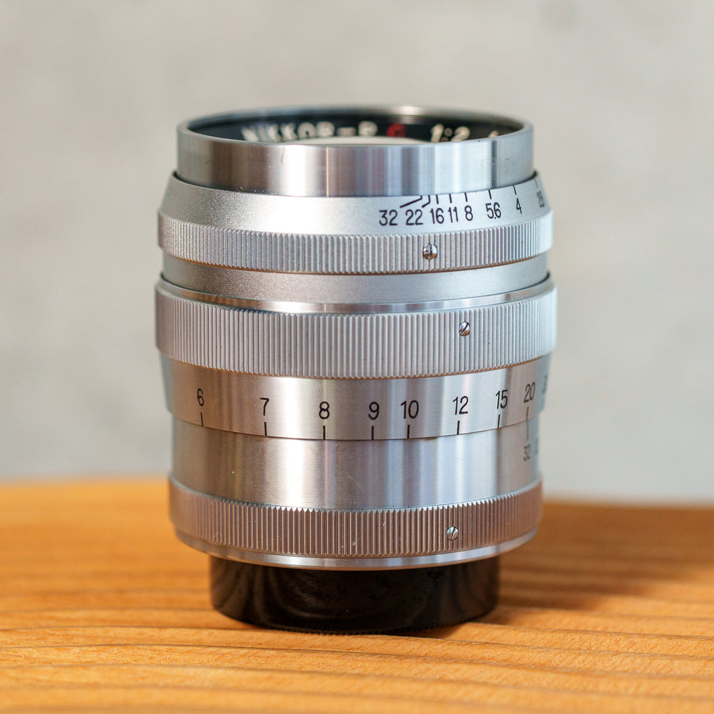 Nikon Nikkor-P.C 85mm f/2 Lマウント