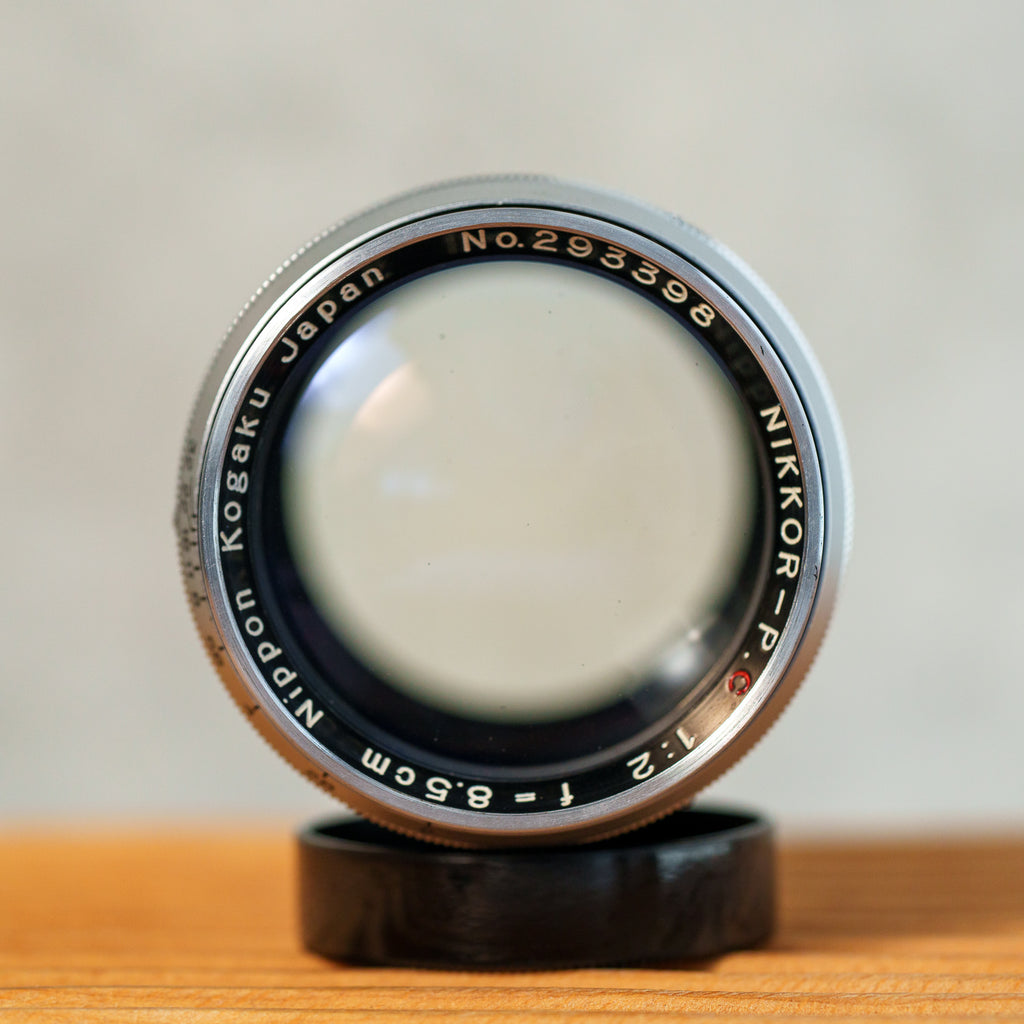 Nikon Nikkor-P.C 85mm f/2 Lマウント