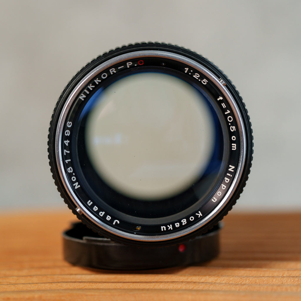 Nikon Nikkor-P.C 105mm f/2.5 Sマウント