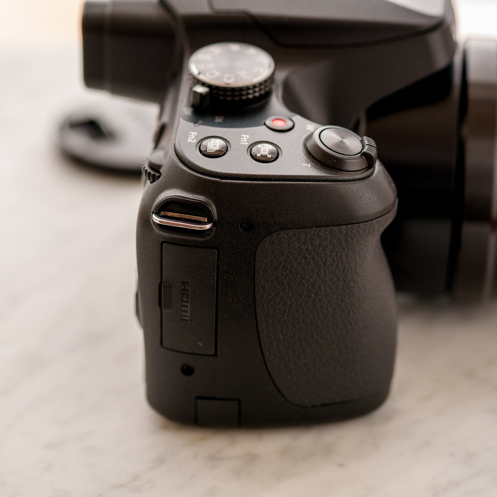 Panasonic Lumix DC-FZ85D