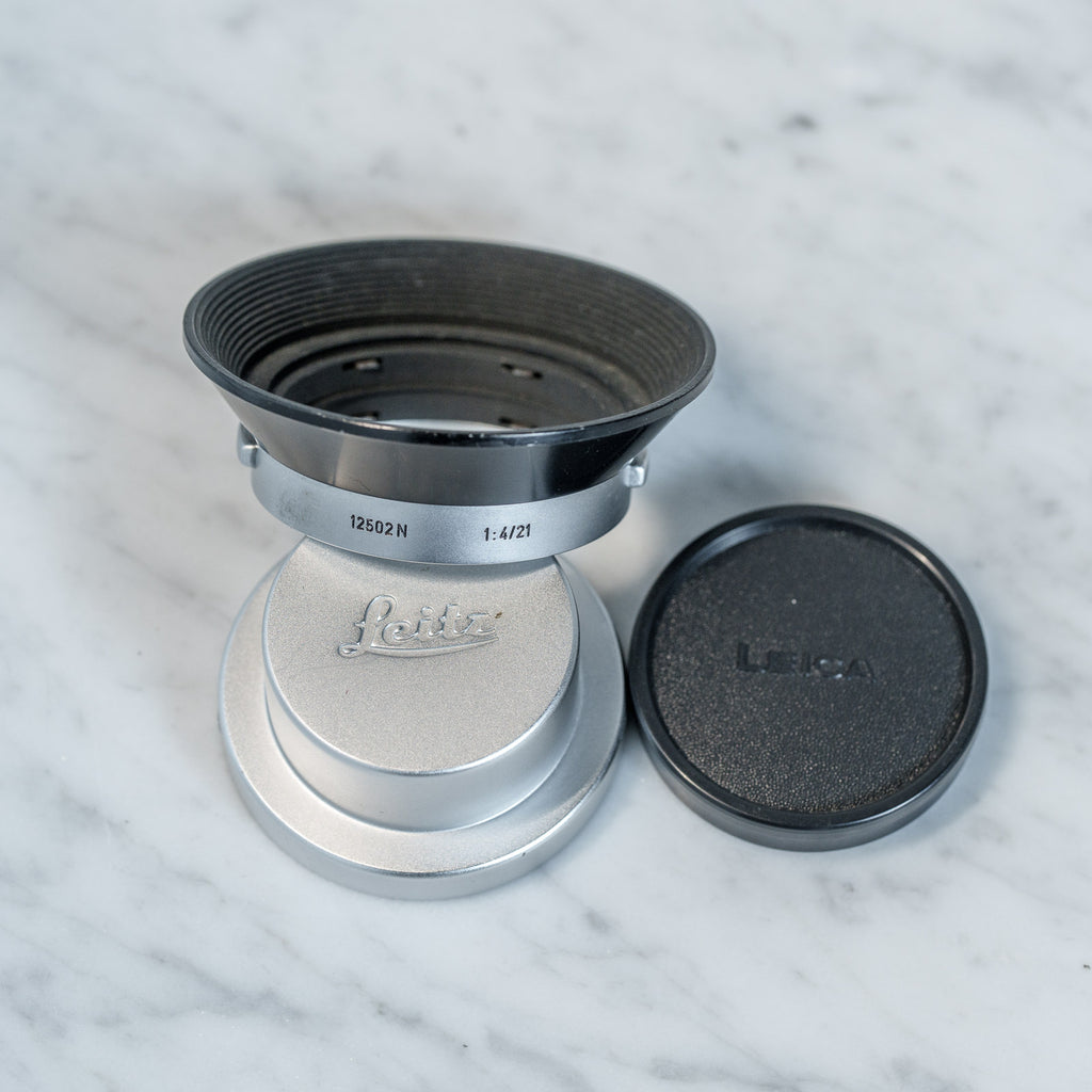 Leica Super-Angulon 21mm f/4 12502Nフード付