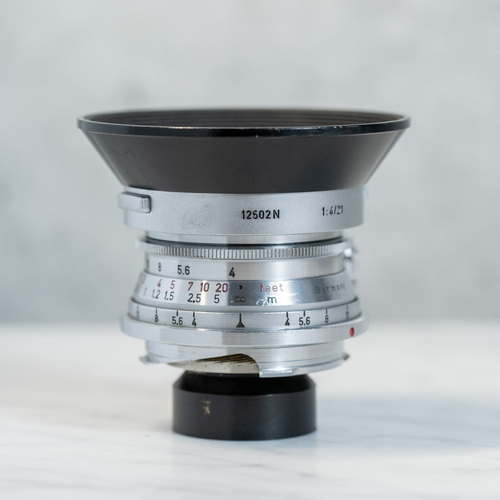 Leica Super-Angulon 21mm f/4 12502Nフード付