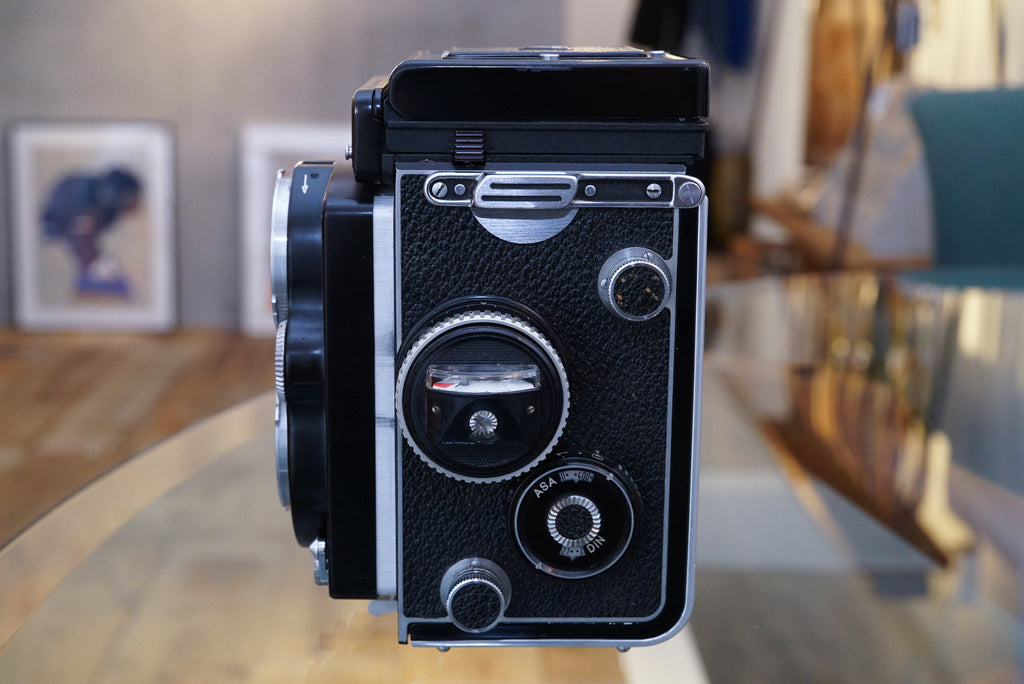 Rolleiflex 3.5F (Xenotar 75mm f/3.5) 【OH済み】