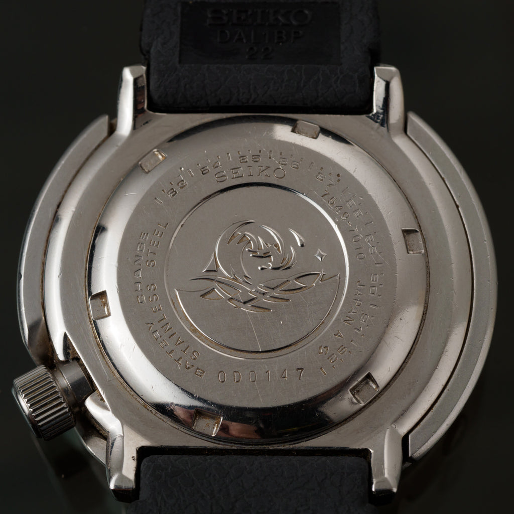 Professional 300m Diver Quartz 7549-7010