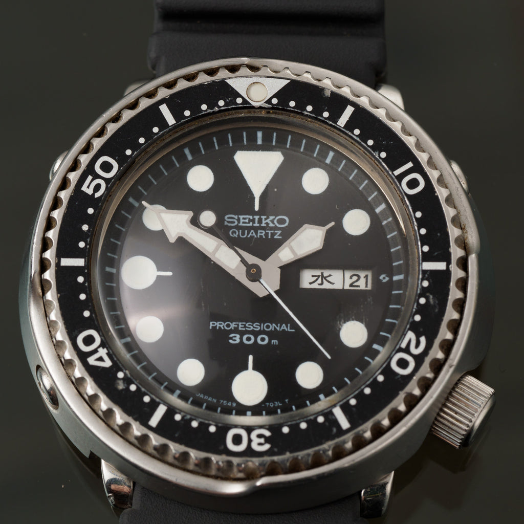 Professional 300m Diver Quartz 7549-7010