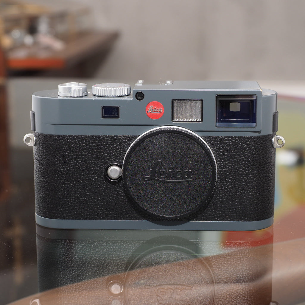 Leica M-E