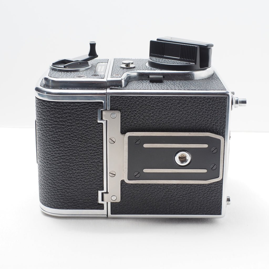 Hasselblad 503CX (CF Planar T* 100mm f/3.5+A12マガジン)