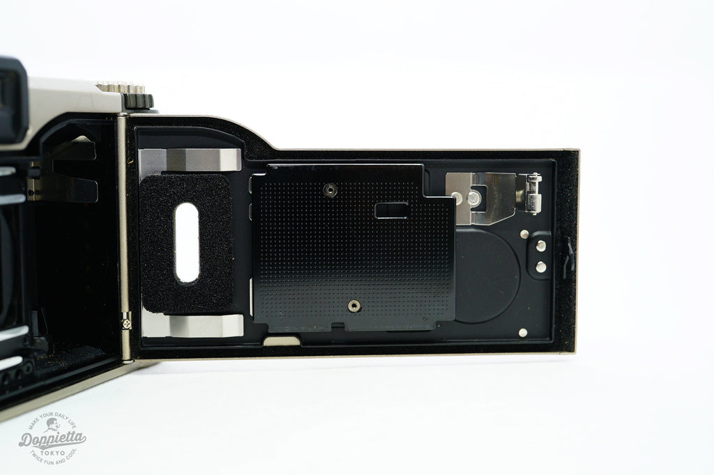 Minilux (Summarit 40mm f/2.4)