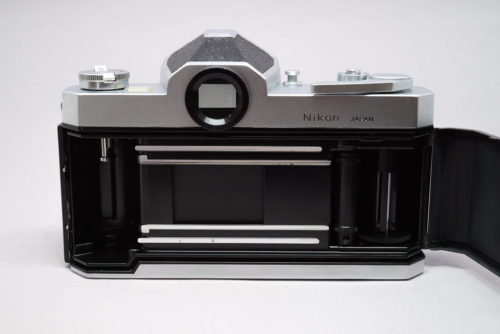 Nikomat FTN + Nikkor-H Auto 50mm f/2 【整備済み】