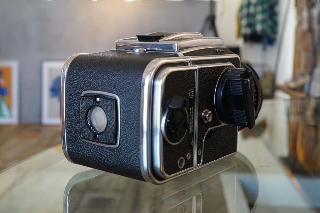 503CX (CF Planar T* 80mm f/2.8+A12 Magazine)