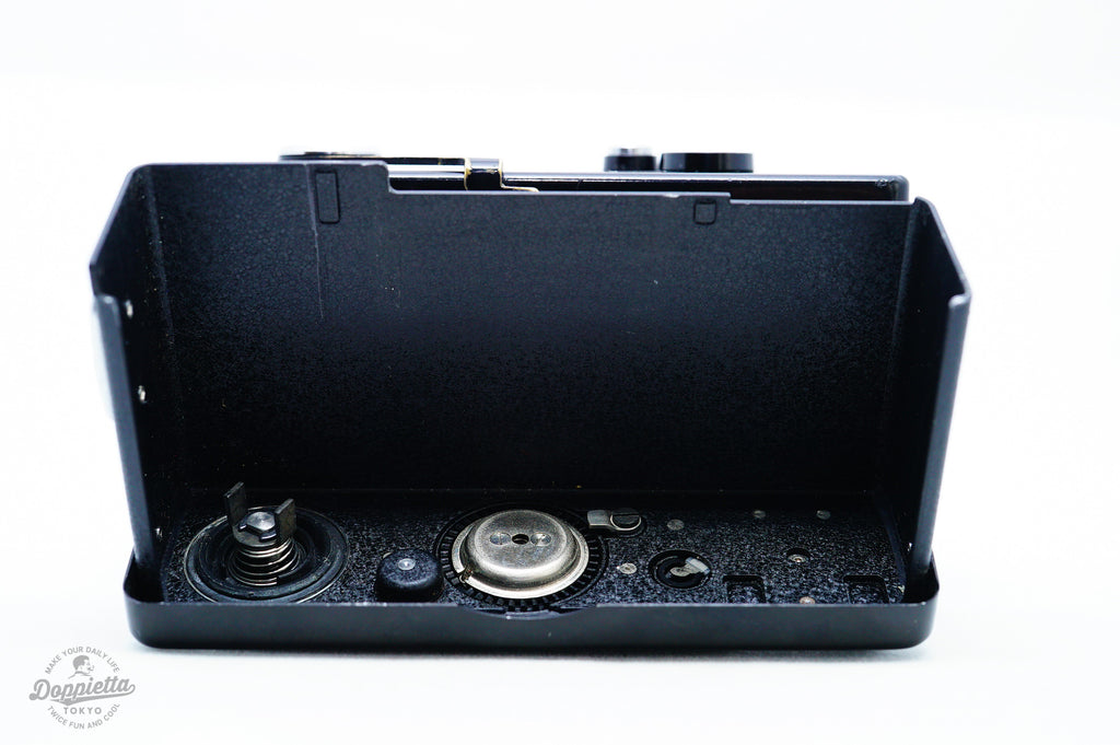 Rollei 35 ブラック (Tessar 40mm f/3.5) 【整備済み】