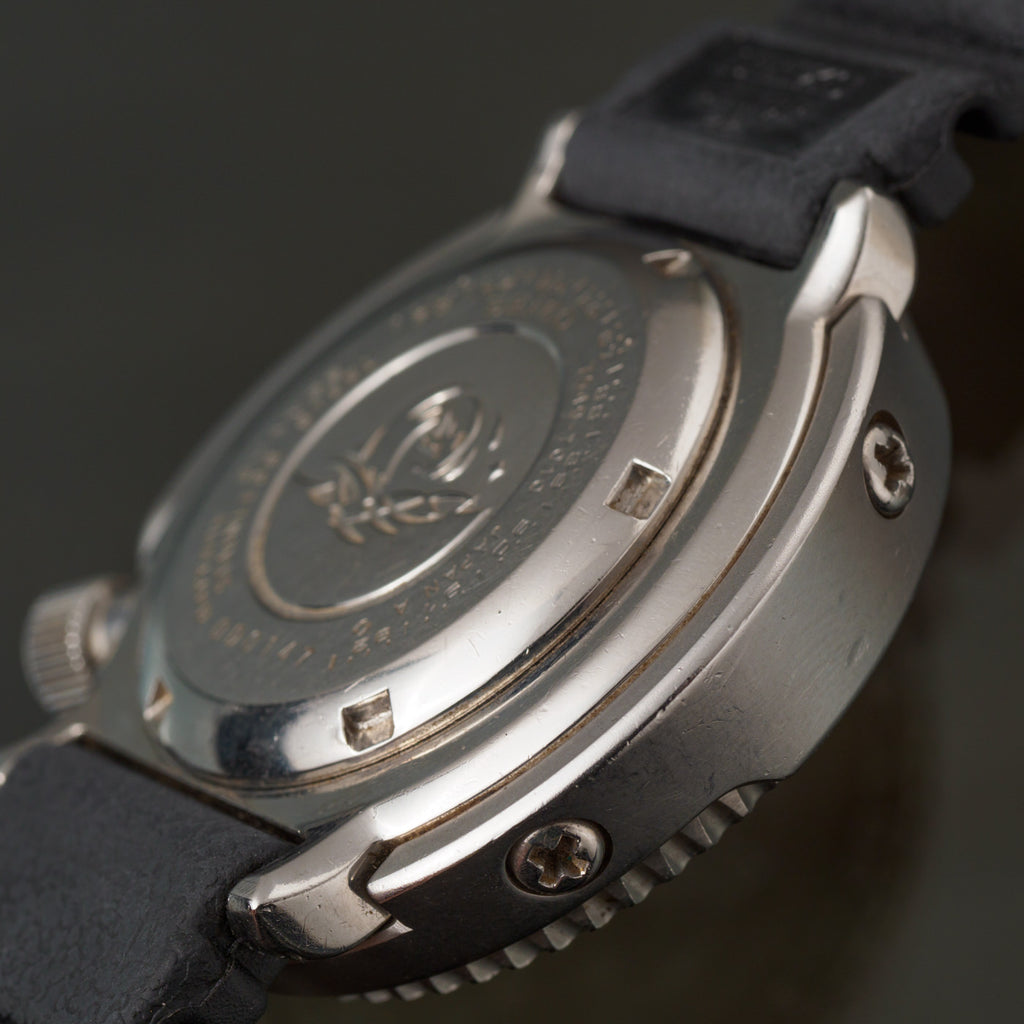 Professional 300m Diver Quartz 7549-7010