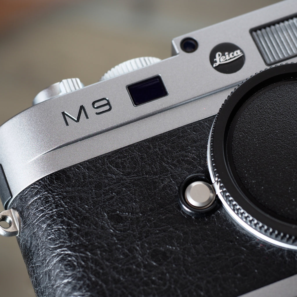 Leica M9 Steel Grey "Ostrich Black Edition"