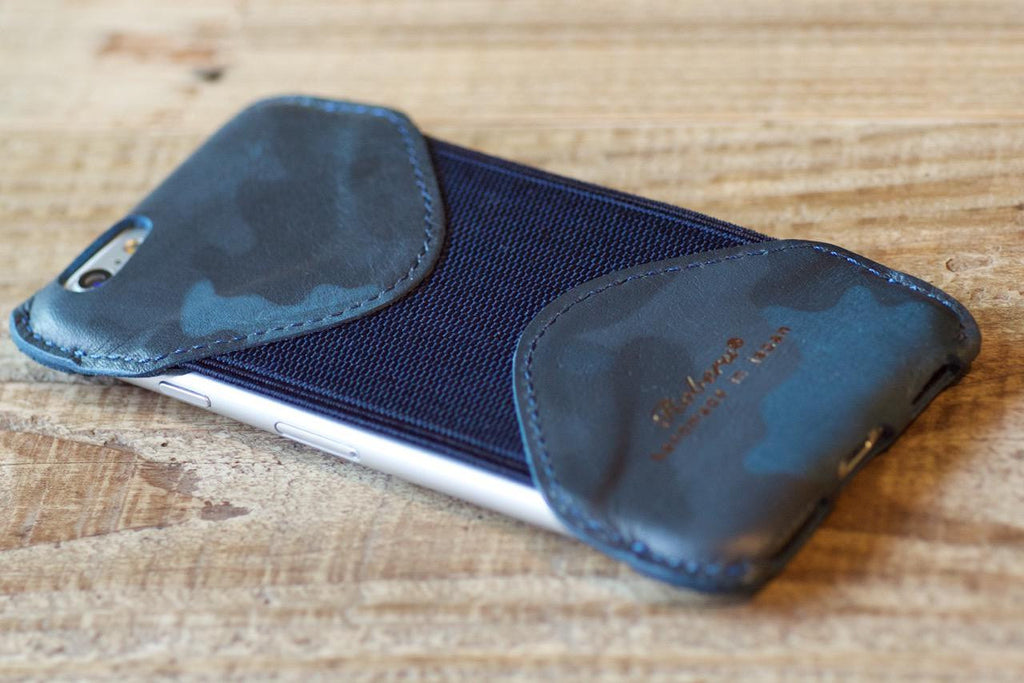 iPhone 6 用レザーケース カモフラ (ブルー)
