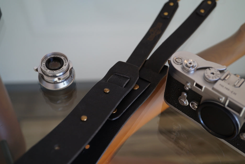 クラックレザー カメラストラップ (ブラック)