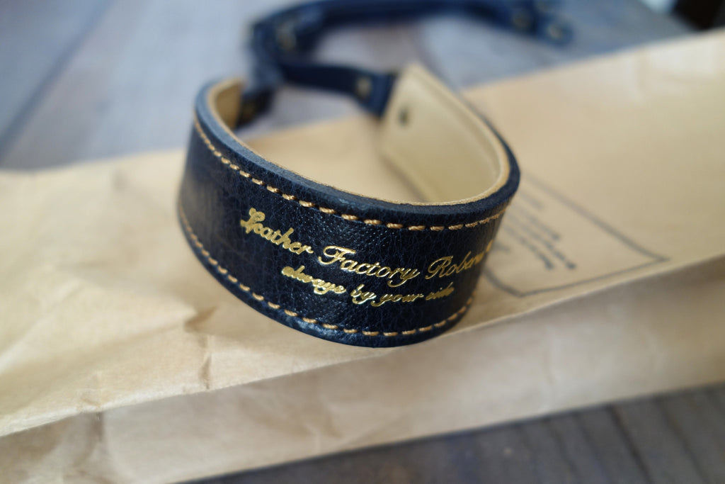 スリムカメラストラップ (ネイビー)コンパクトデジカメ用