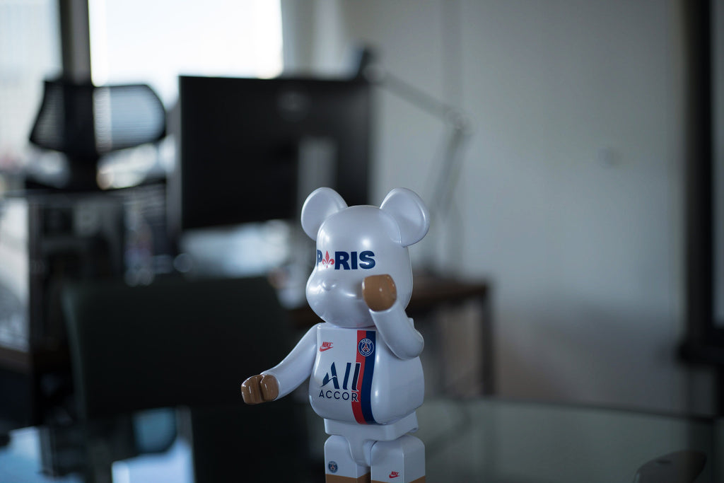 Leica Summicron-M 50mm f/2 "Safari"