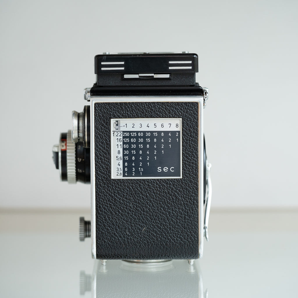 Rolleiflex 2.8E (Planar 80mm f/2.8)