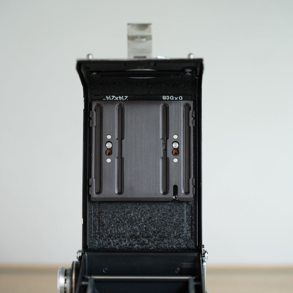 Rolleiflex 2.8E (Planar 80mm f/2.8)