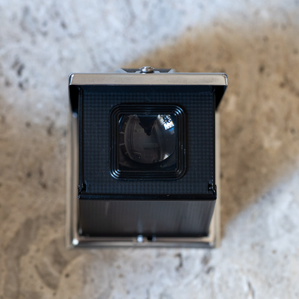 Hasselblad 500C/M (C Planar T* 80mm f/2.8+A12マガジン)
