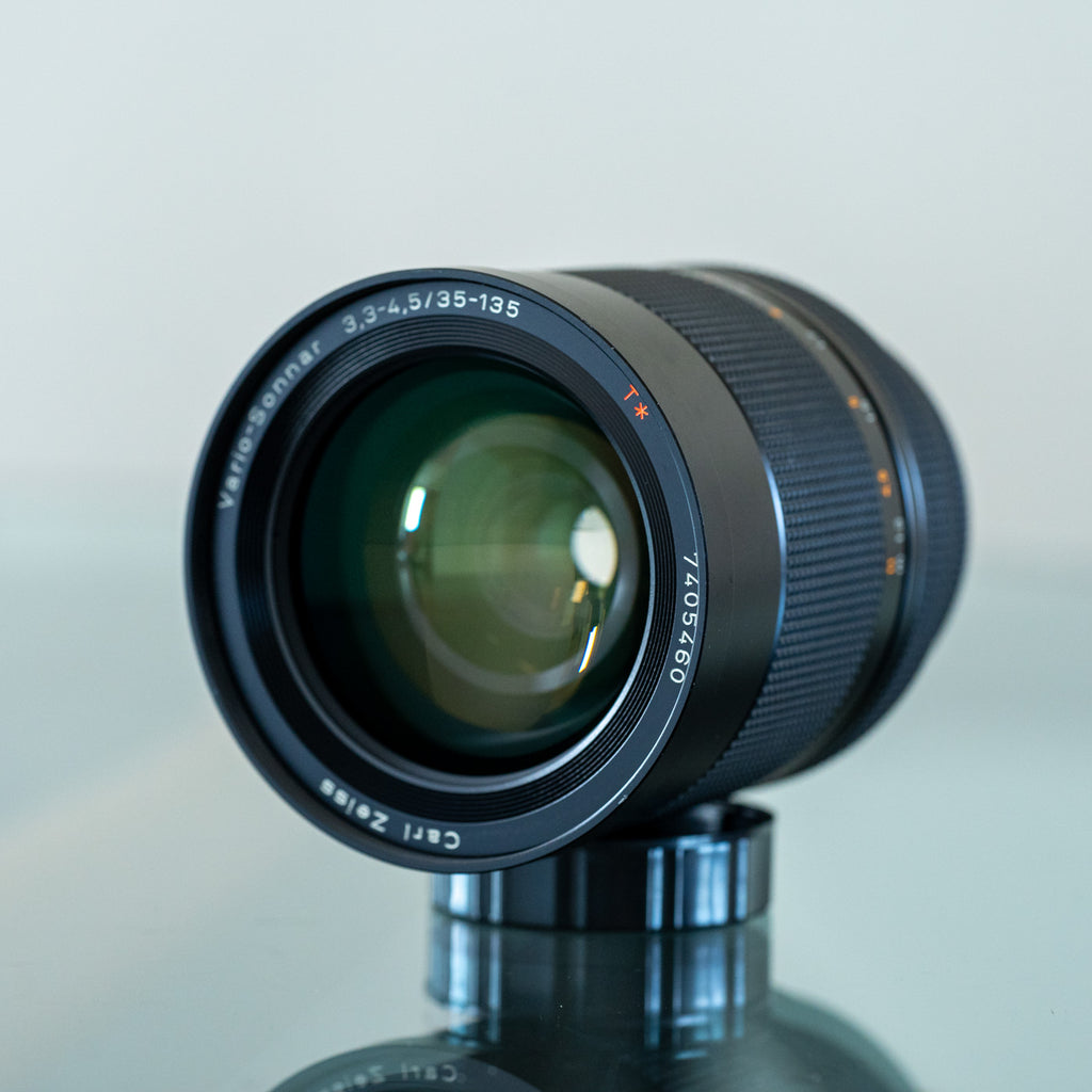 CONTAX Vario-Sonnar 35-135mm f/3.3-4.5