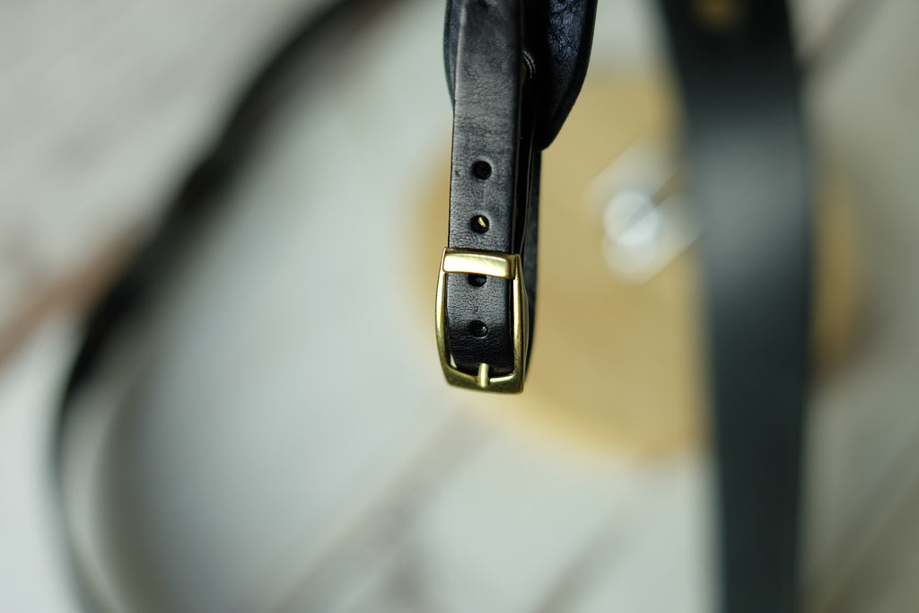 エトルスコ レザー カメラストラップ (ブラック)