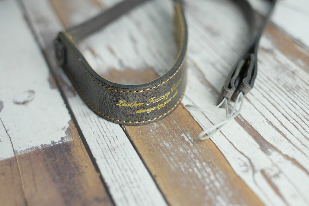 スリムカメラストラップ (アンティークグレー)コンパクトデジカメ用