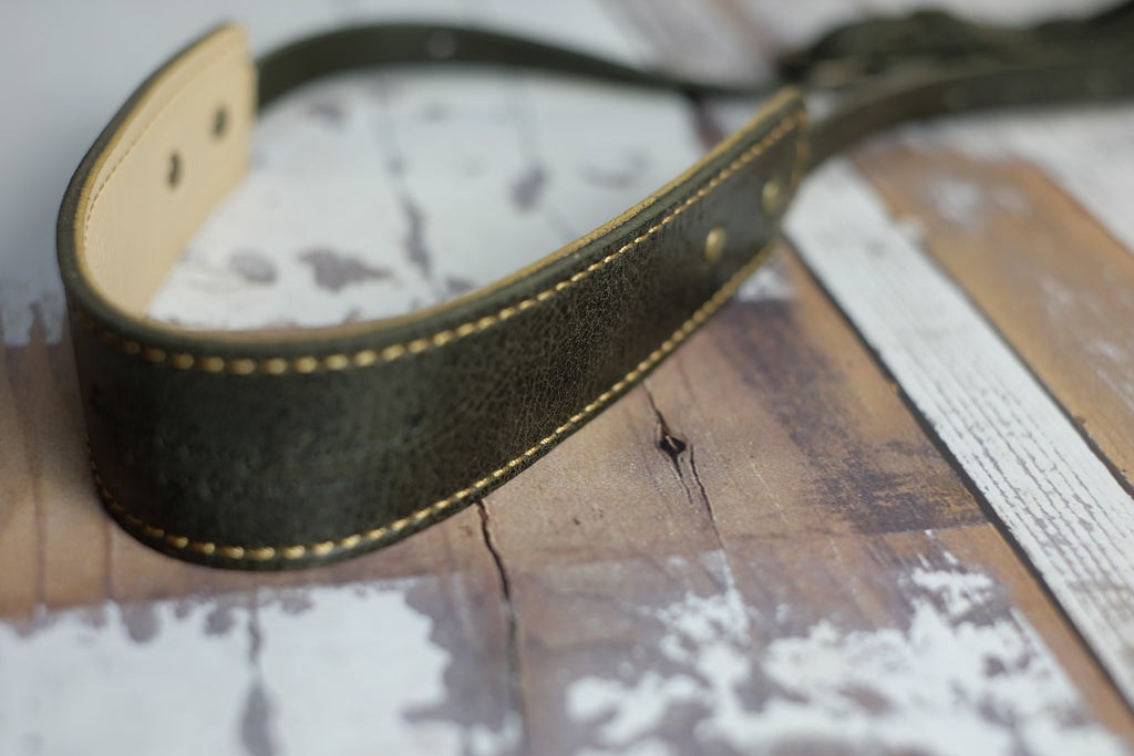 オイルレザー カメラストラップ (フォレストグリーン)