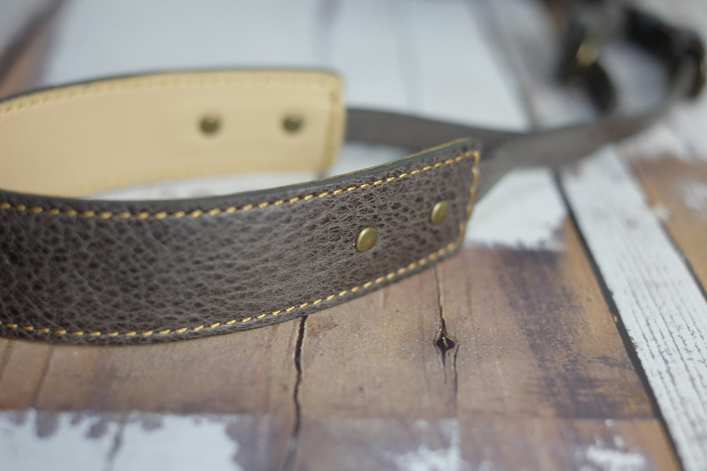 オイルレザー カメラストラップ (アンティークグレー)