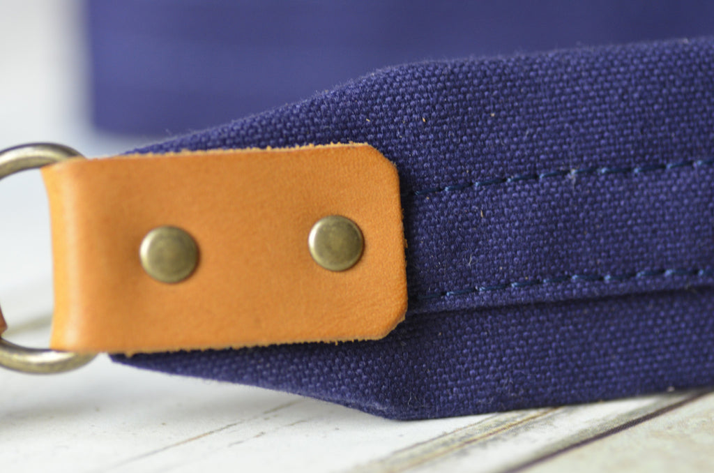 帆布カメラストラップ (ネイビー)
