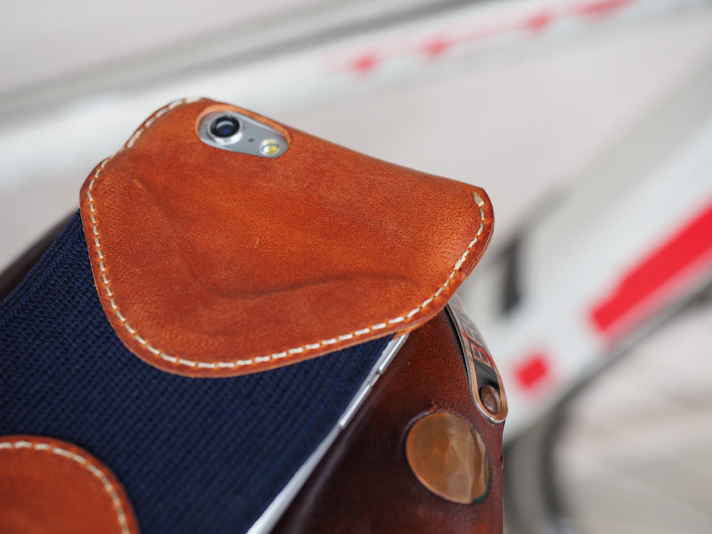 iPhone 6 用 シェーディングレザーケース (キャメル)