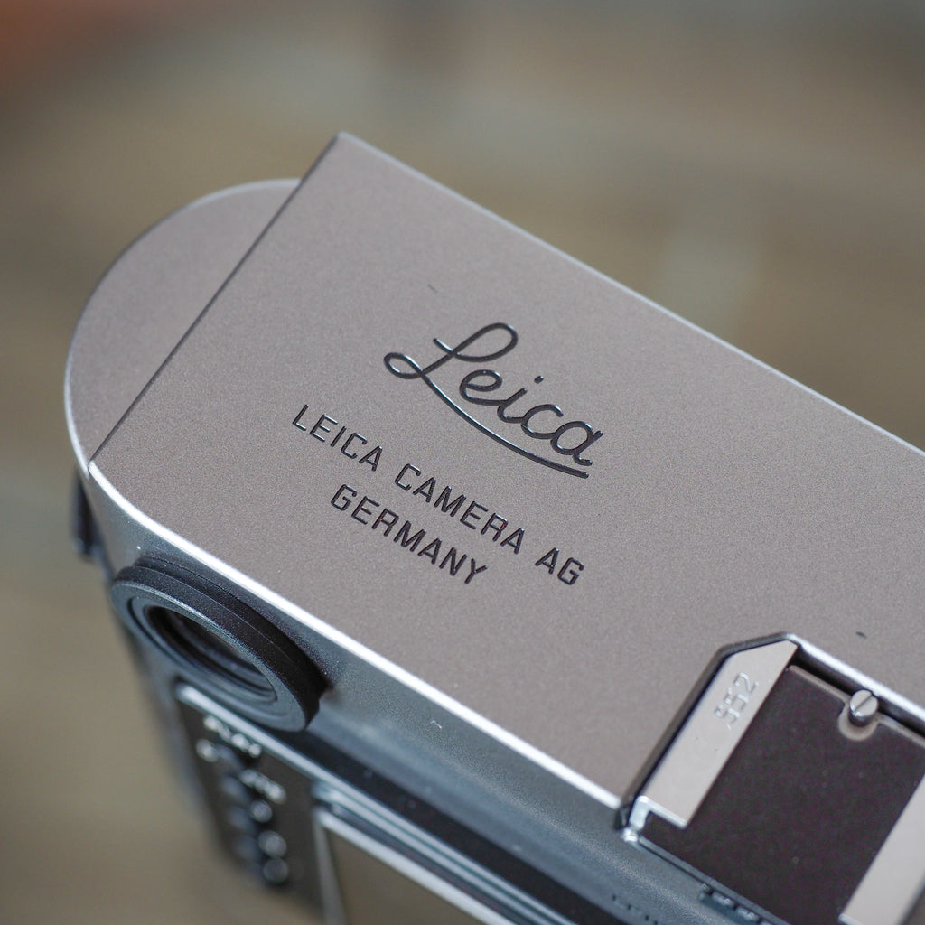 Leica M9 Steel Grey "Ostrich Black Edition"