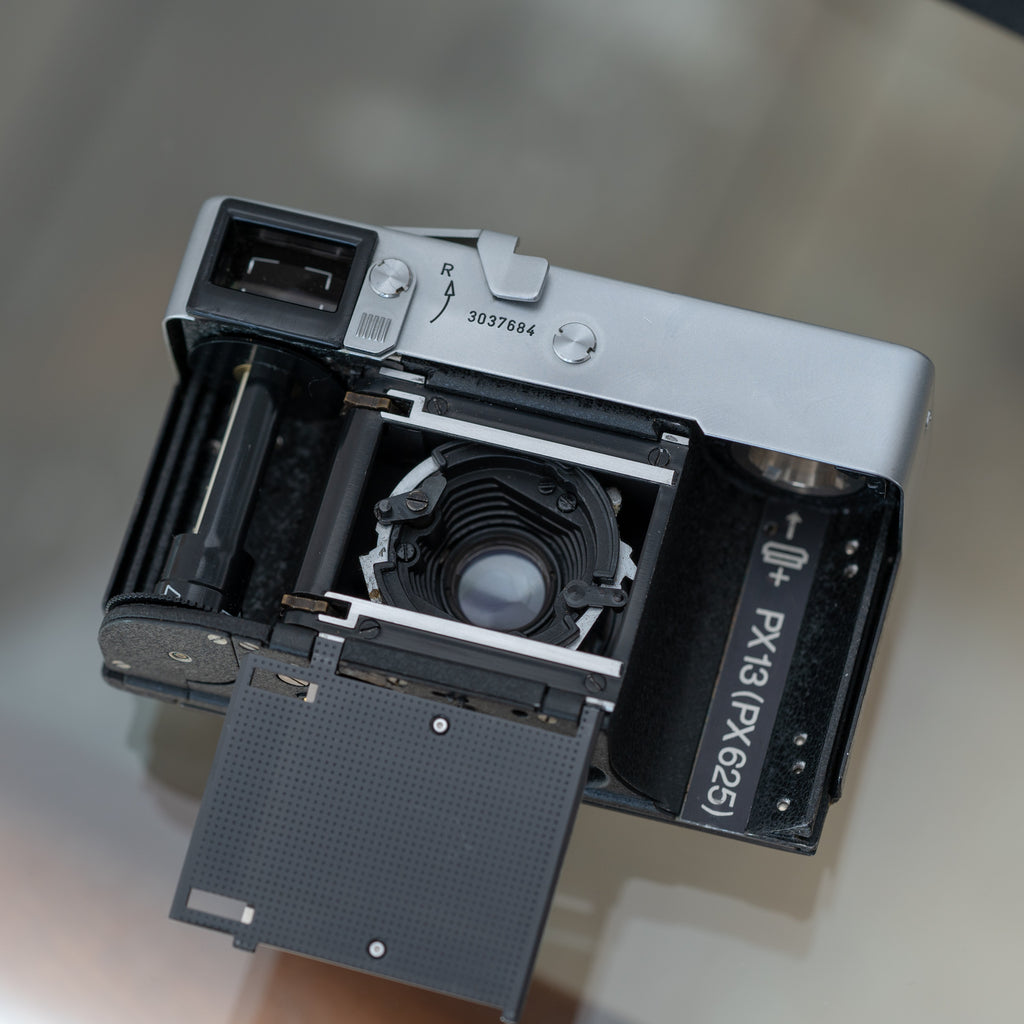 Rollei 35 シルバー Germany (Tessar 40mm f/3.5)