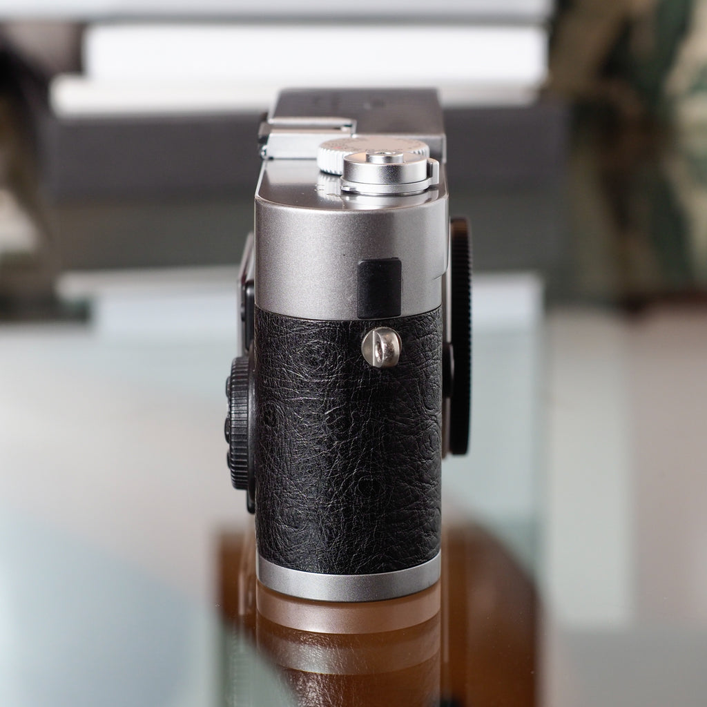 Leica M9 Steel Grey "Ostrich Black Edition"