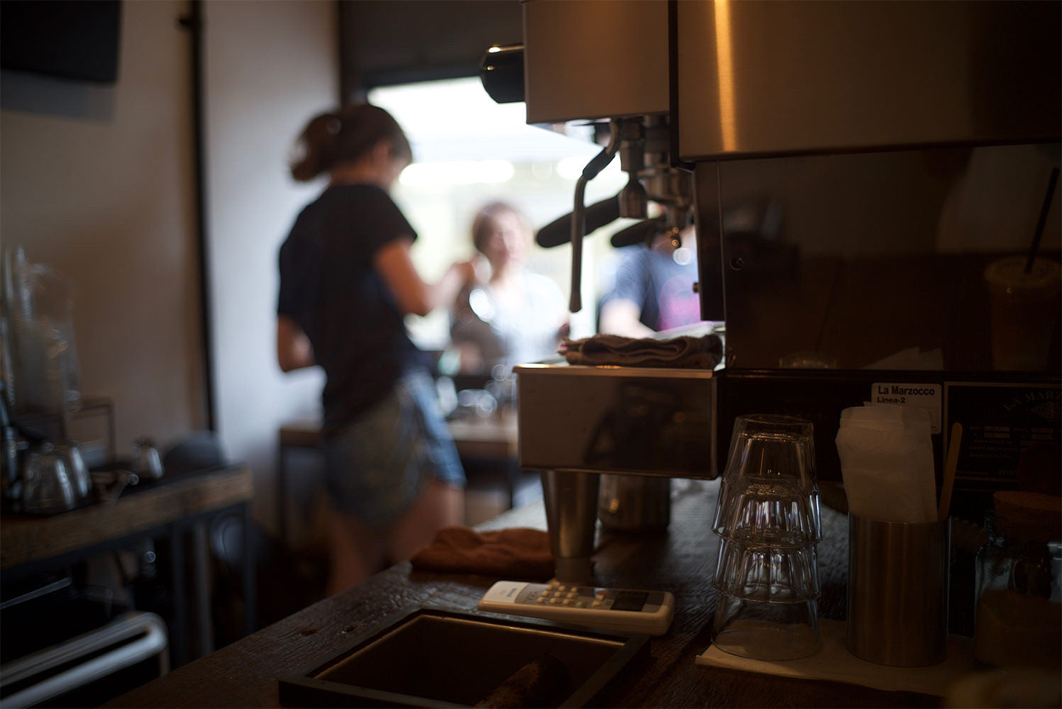 「LEICAで撮るカフェ」豪徳寺 IRON Coffee "Leica Summicron M 35mm f2 1st 8-Element"