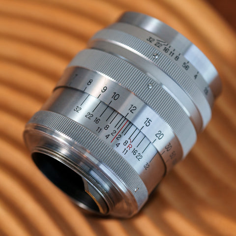 Nikon Nikkor-P.C 85mm f/2 Lマウント