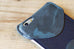 iPhone 6 用レザーケース カモフラ (ブルー)